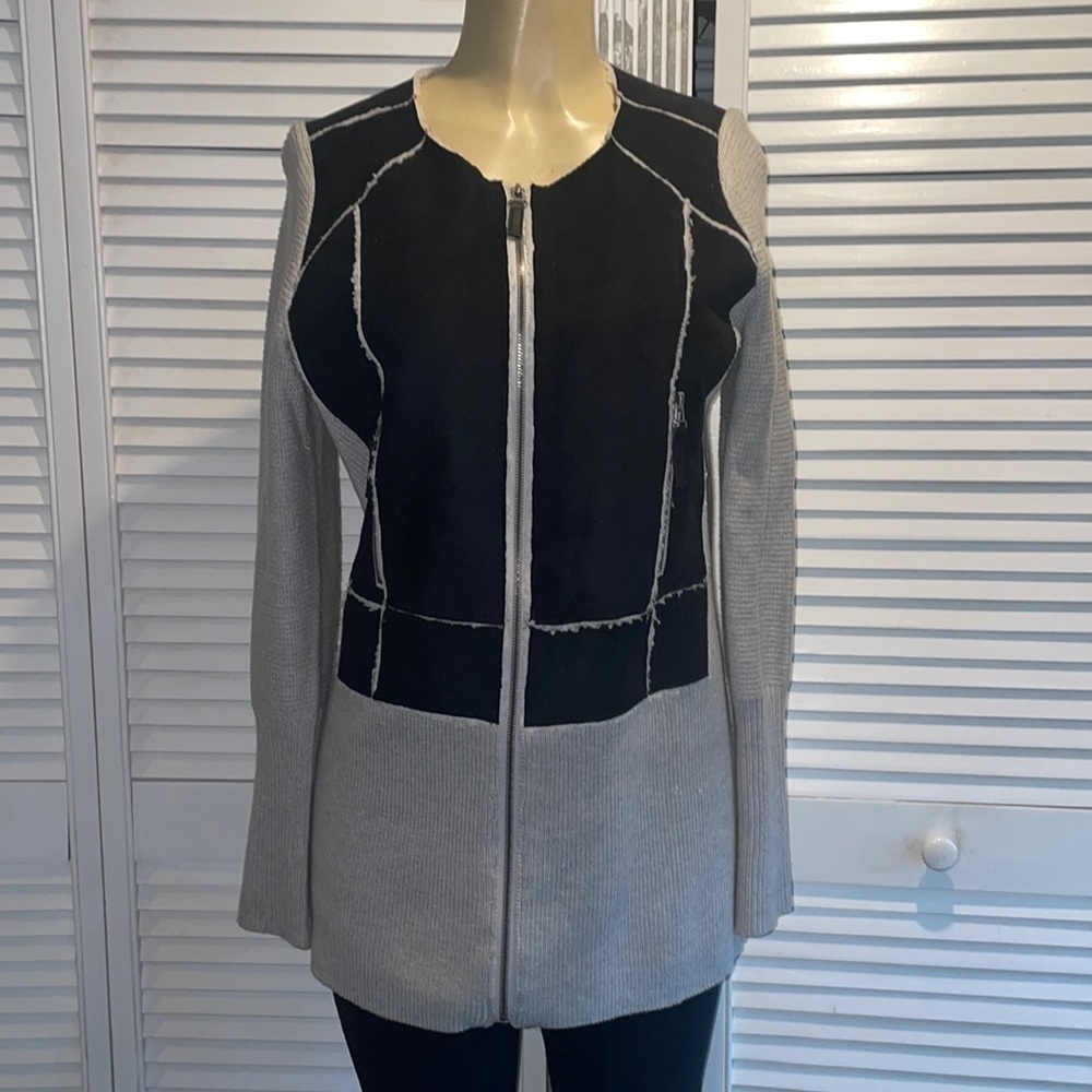 I.N.C International concepts Black suede in Grey knit zip up sweater. Size Large